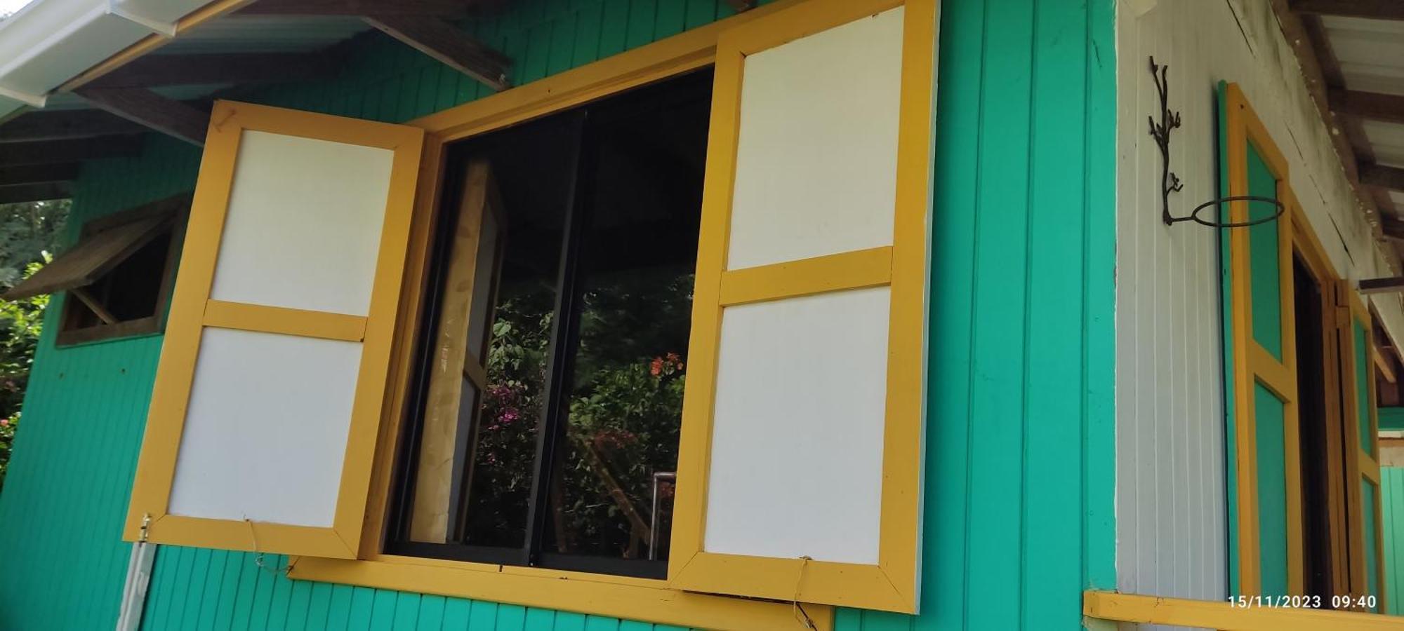 Hotel Yellow Home Providencia Isla Bahia Suroeste Exterior photo